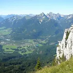 Ferienhaeuschen Kathrein * Ehenbichl